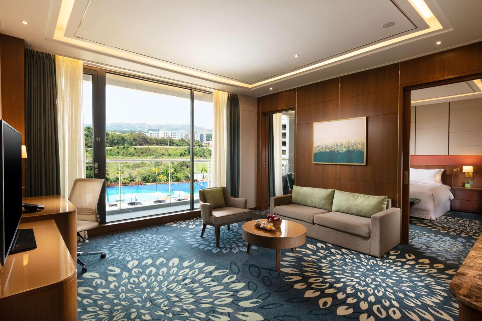 Hilton Clark Sun Valley Resort Clark Field Экстерьер фото